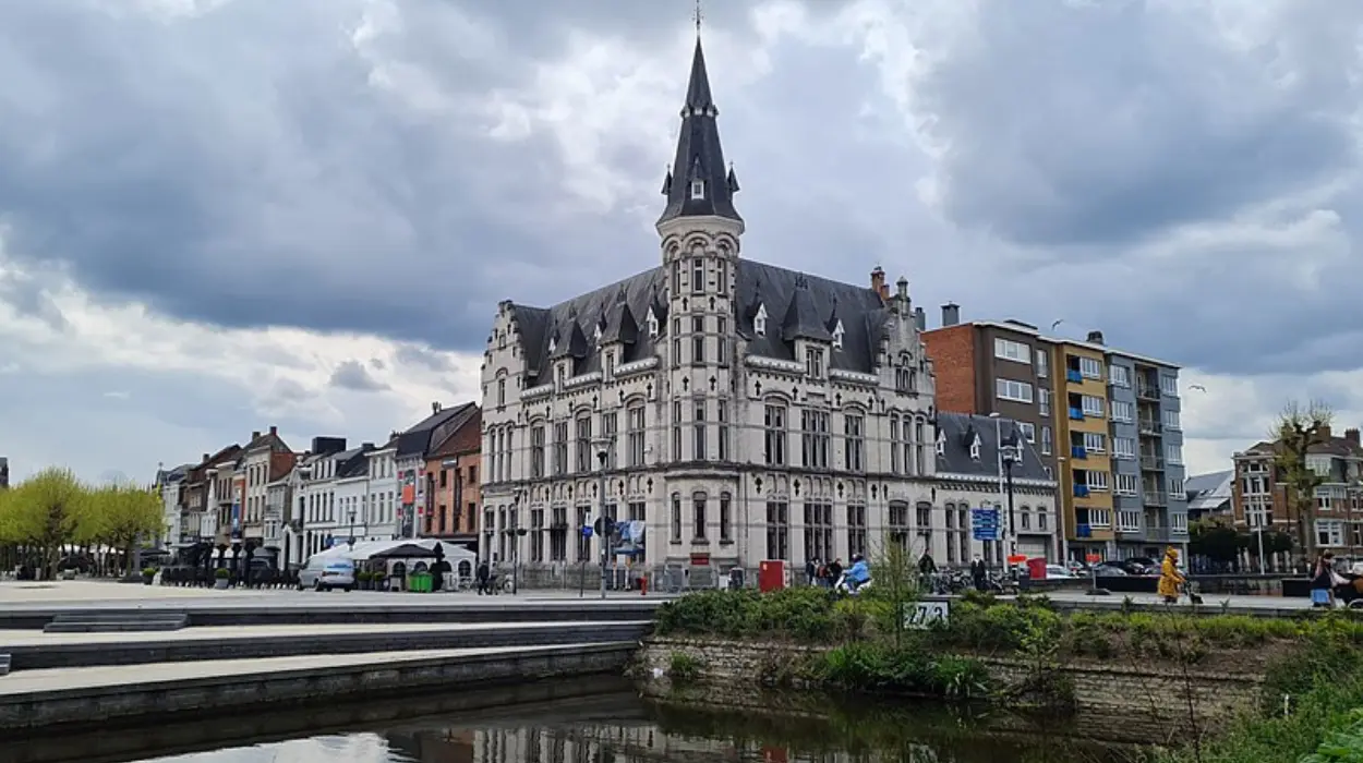 Lokeren’s Koewacht Residents Aged 16+ to Vote on Municipal Affiliation