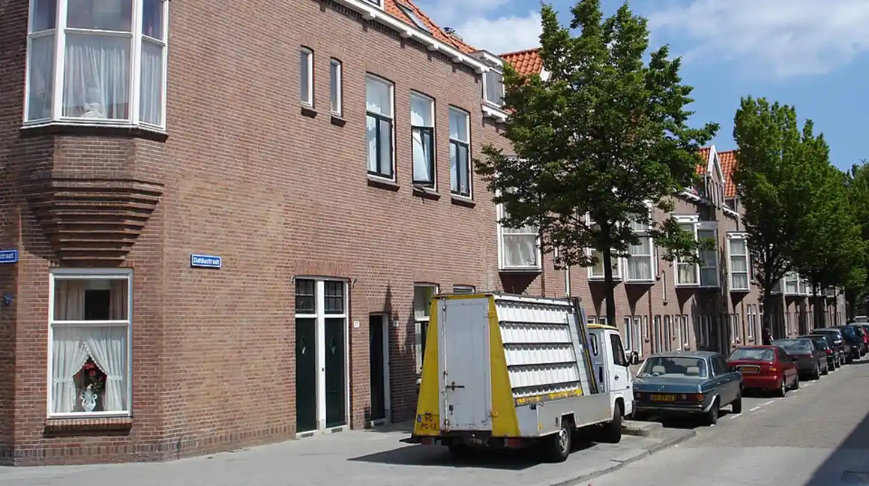 Mechelen Begins Dahliastraat Renovation, Completion by Spring 2026