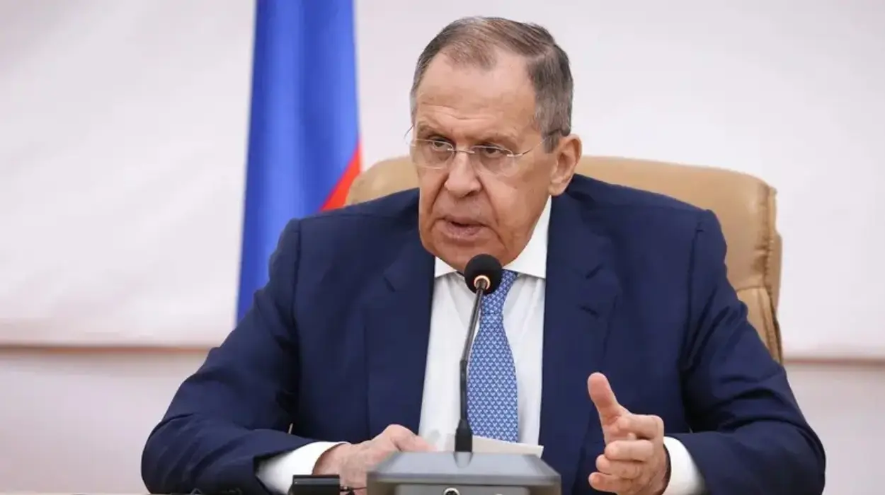 Russia’s FM Sergei Lavrov Deems European Troops in Ukraine Unacceptable