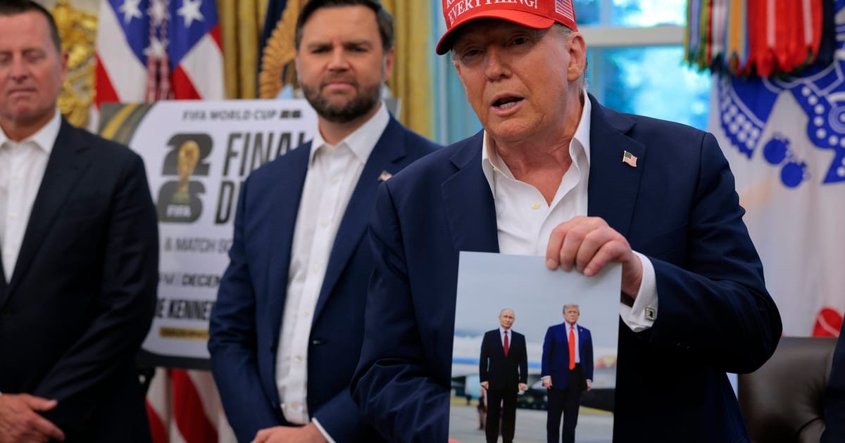 Trump Threatens to Renew Sanctions on Russia Over Delayed Peace Progress