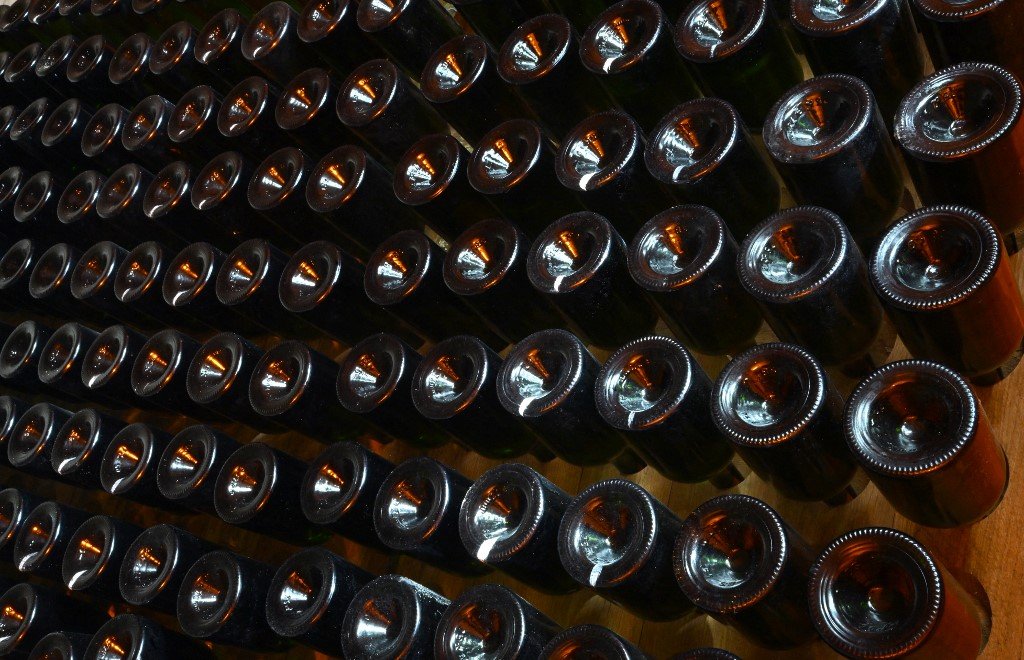 U.S. Tariffs: 15% on Cars, No Wine Exemptions