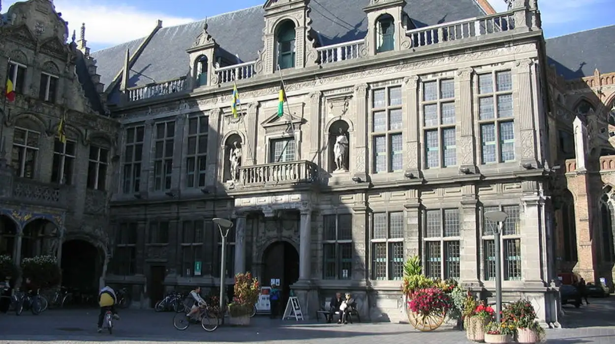 Veurne Establishes Local Volunteer Corps for Crisis Response