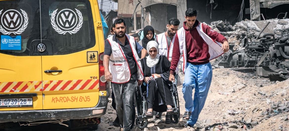 Attacks in Gaza Intensify Amid Fear and Hunger: ‘Leave Me Here,’ Injured Girl Told Fleeing Family