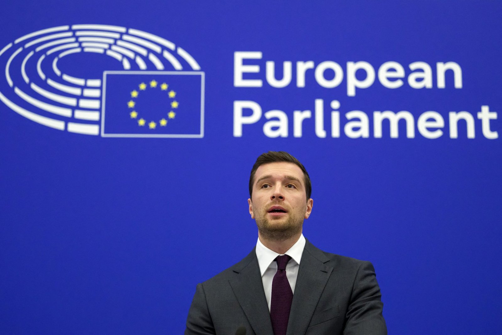 Bardella (far-right) announces motion of censure against von der Leyen in the European Parliament