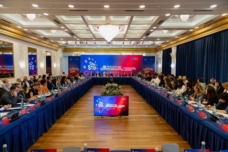 BE-Albania Assesses Advancement of the Growth Plan