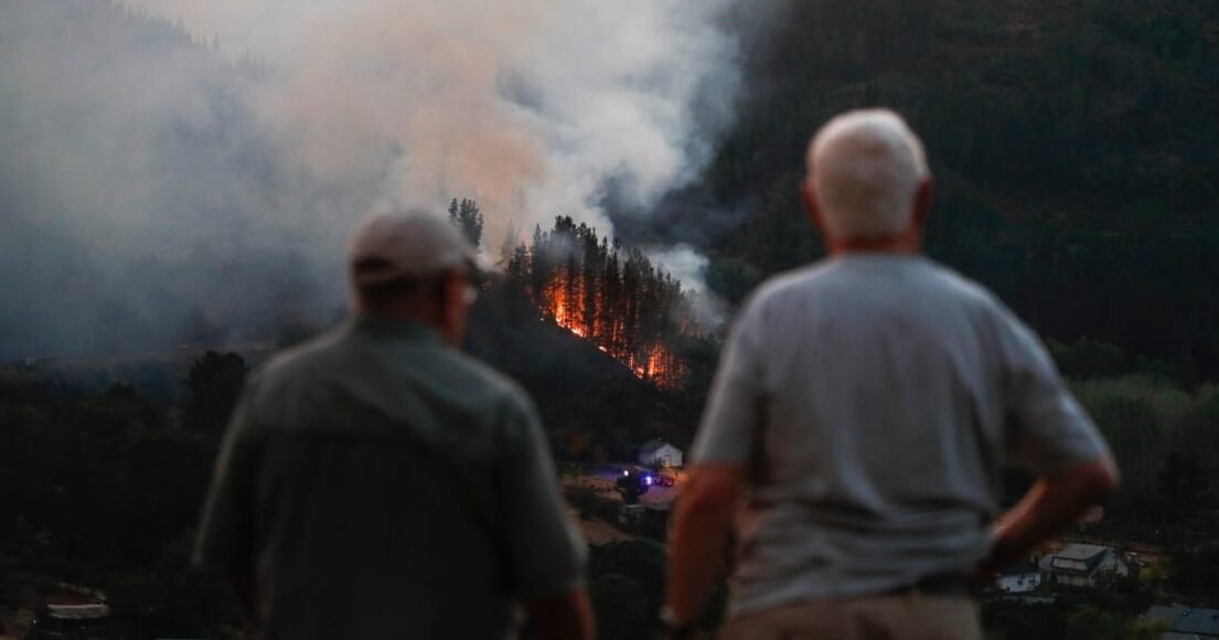 En Espagne, l’extrême droite progresse tandis que socialistes et conservateurs s’affrontent sur les incendies