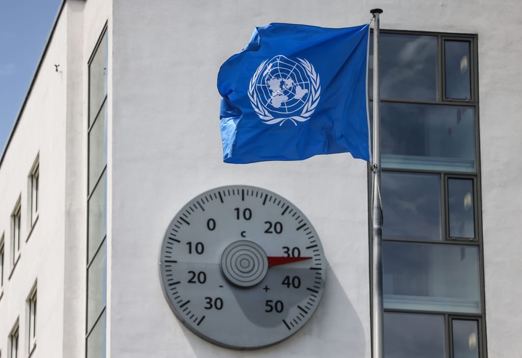 EU Pledges to Meet Delayed 2035 Climate Goal Before COP30