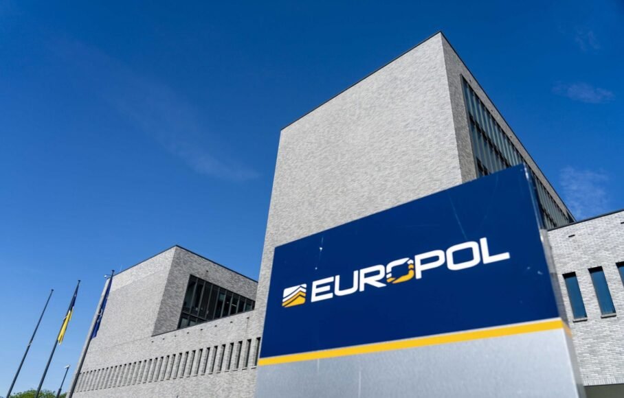 EU Reinforces Europol to Combat Smuggling Gangs