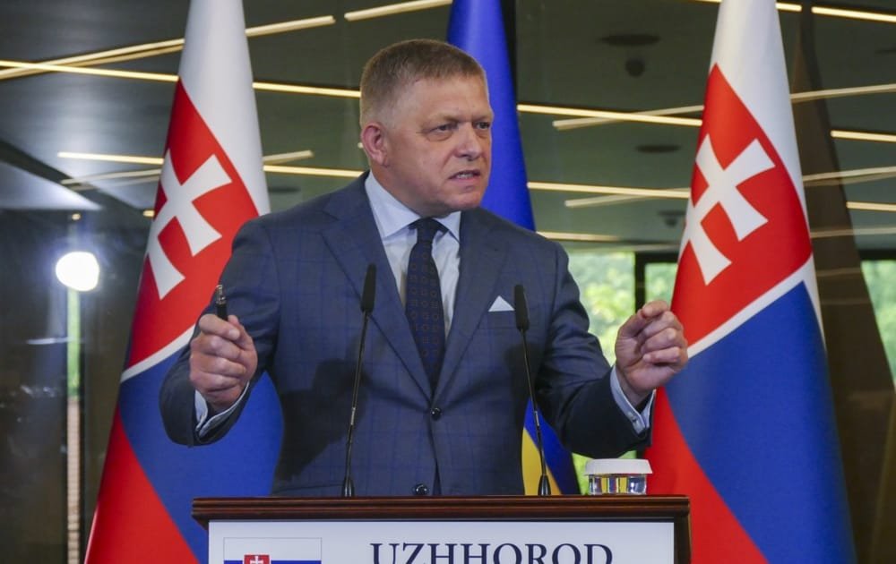 EU Socialists to Expel Slovakia’s Fico’s Party
