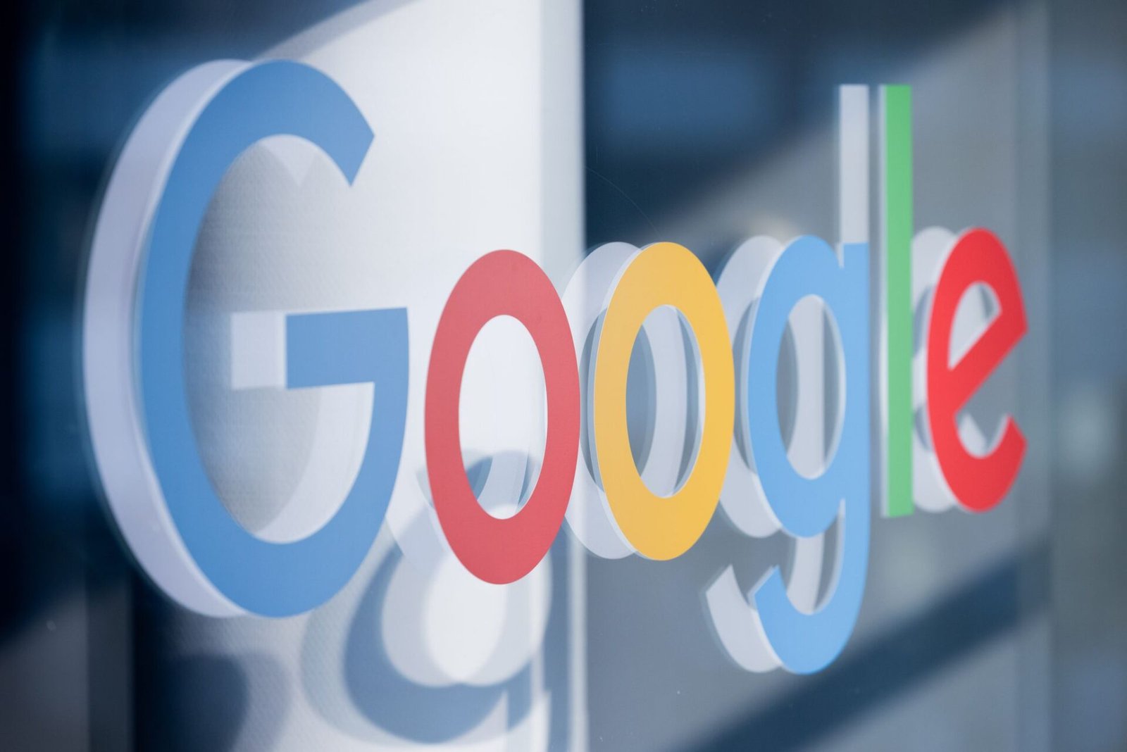 EU Stands Firm Against Trump, Imposes €2.95 Billion Fine on Google