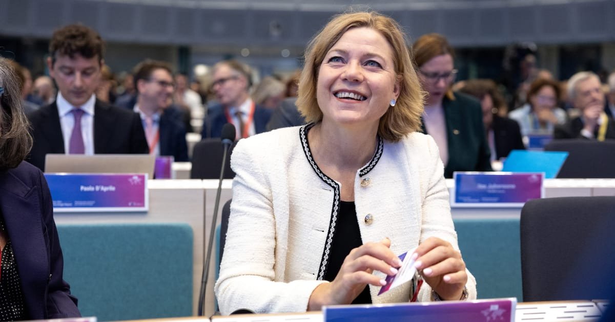 EU Tech Chief Sounds Alarm Over Spain’s Huawei Contract