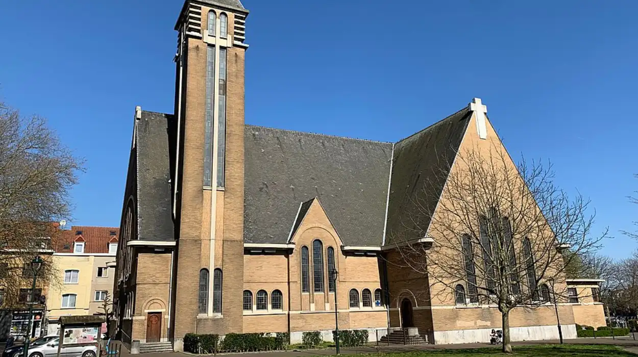 Gospel Church of Vilvoorde Relocates to Asiatpark, Led by Mualaba