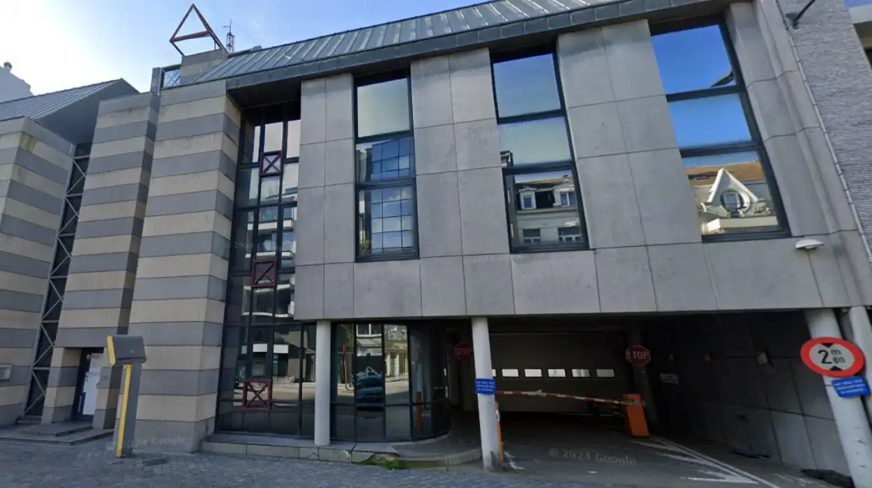 Ostend Enhances Police Surveillance with 6 Officers, 334 Drug Reports