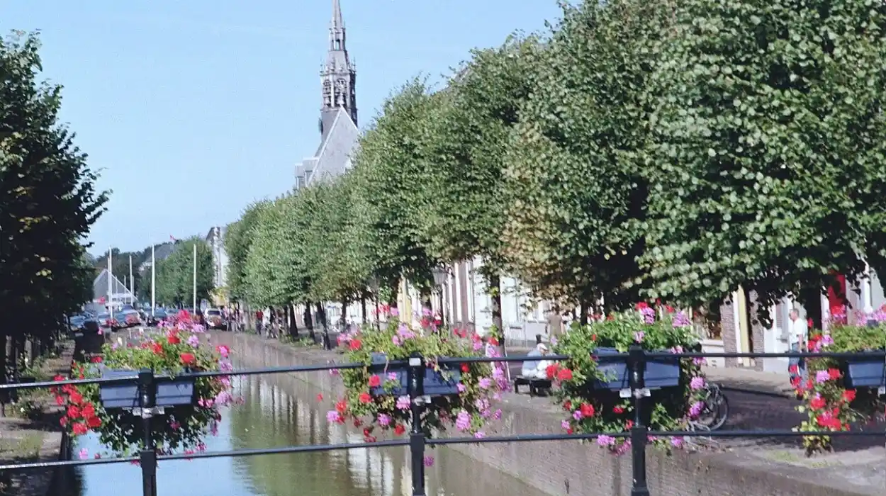 Schoonhoven Park in Aarschot Attracts Few Visitors on Final Swimming Day