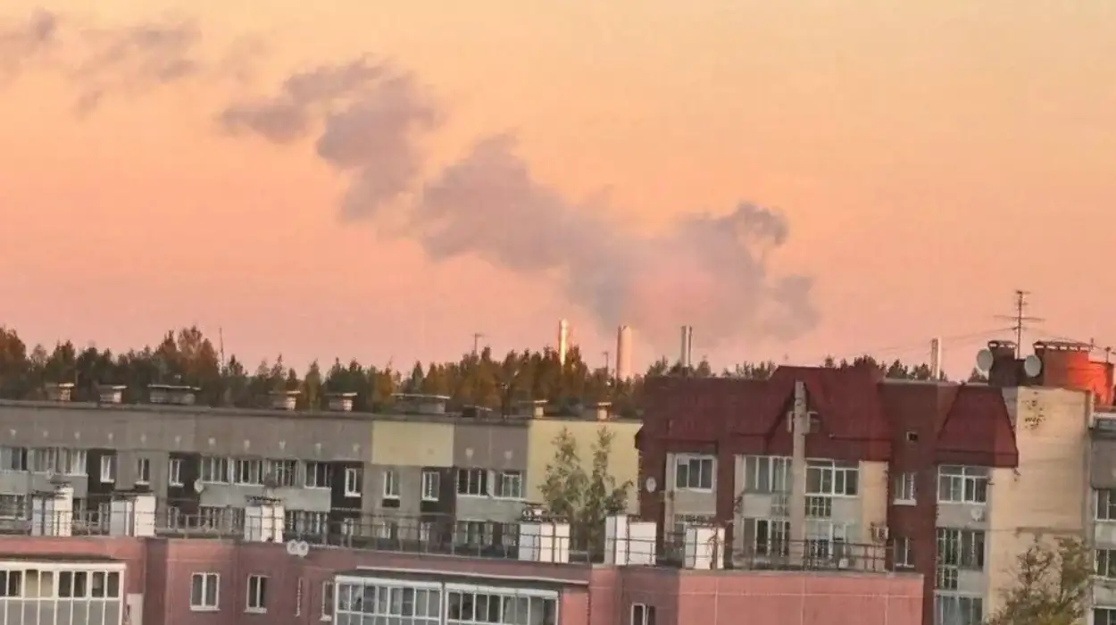 Ukrainian Drones Strike Major Kirishi Oil Refinery in Russia