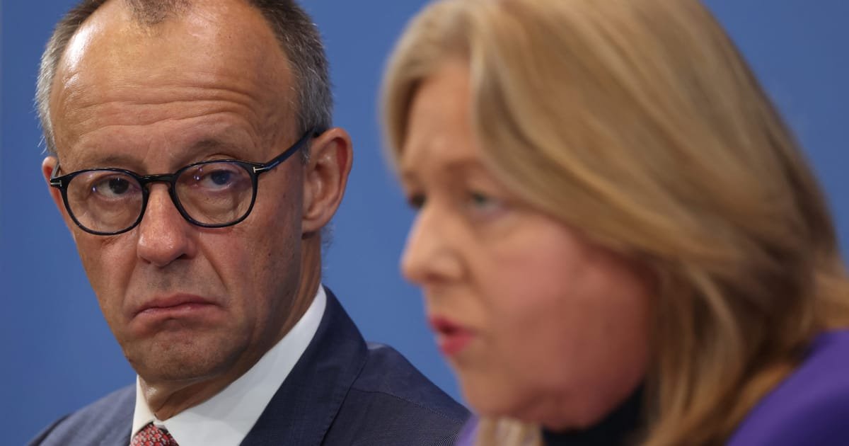 German Coalition Agrees on Urgent Economic Revitalization Measures