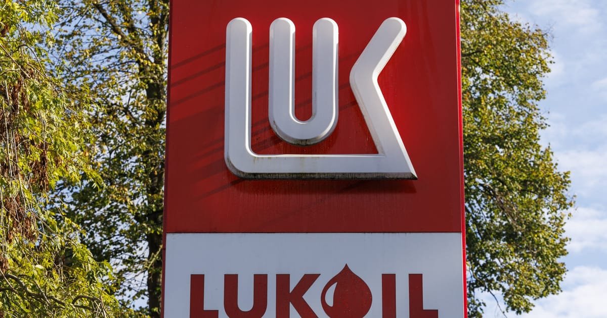 Lukoil Sells Overseas Assets to Swiss Firm Following US Sanctions
