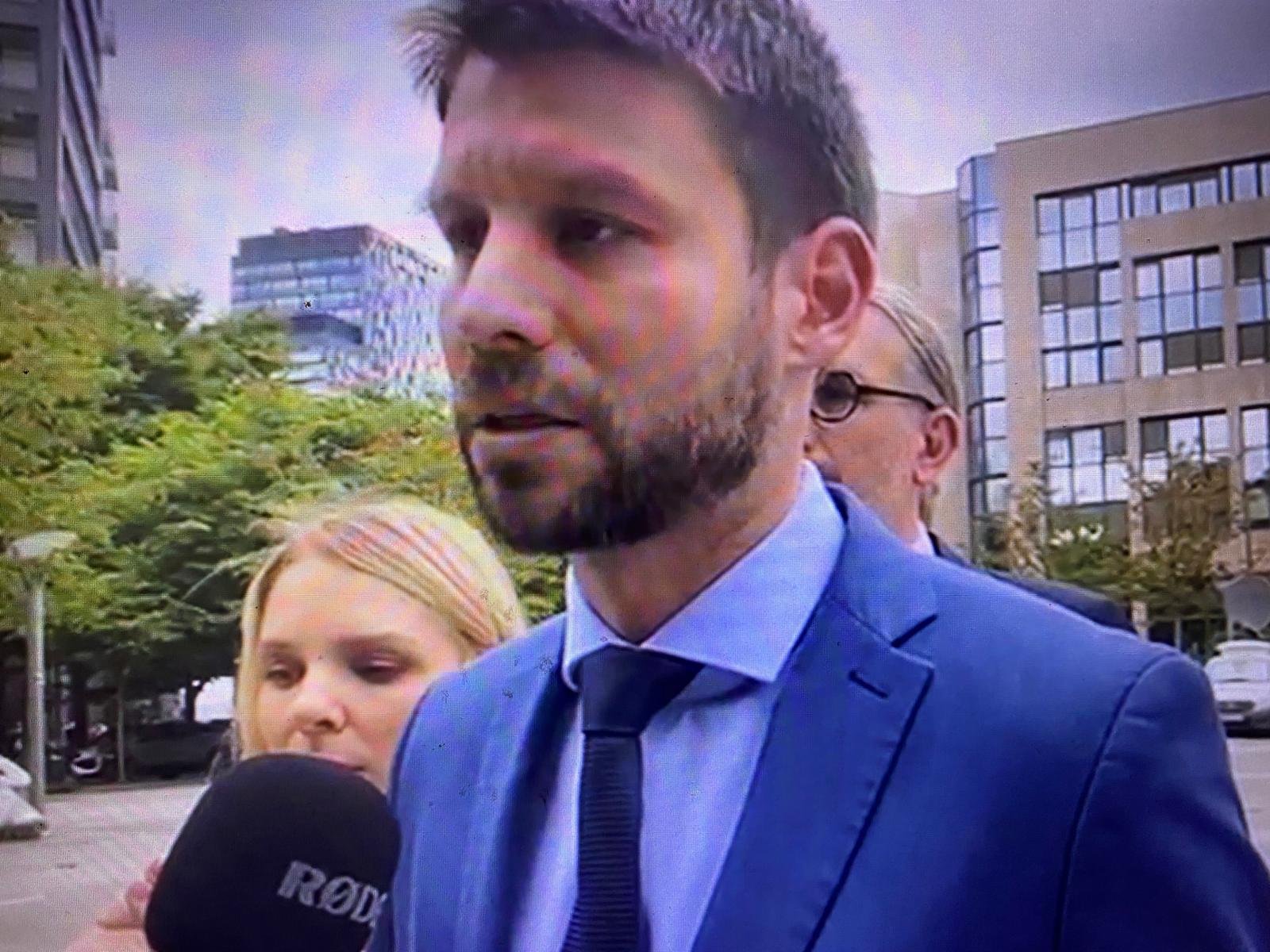 M. Å imeÄka in Brussels characterized the Slovak government’s actions in support of Ukraine as perplexing.