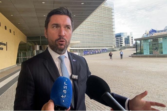 R. Takáč: Slovakia persuades the EC of its issue with Ukrainian agricultural commodity imports