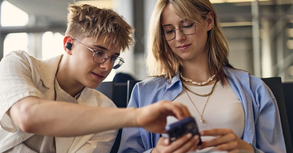 Apple is Finally Introducing AirPods Live Translation to Europe