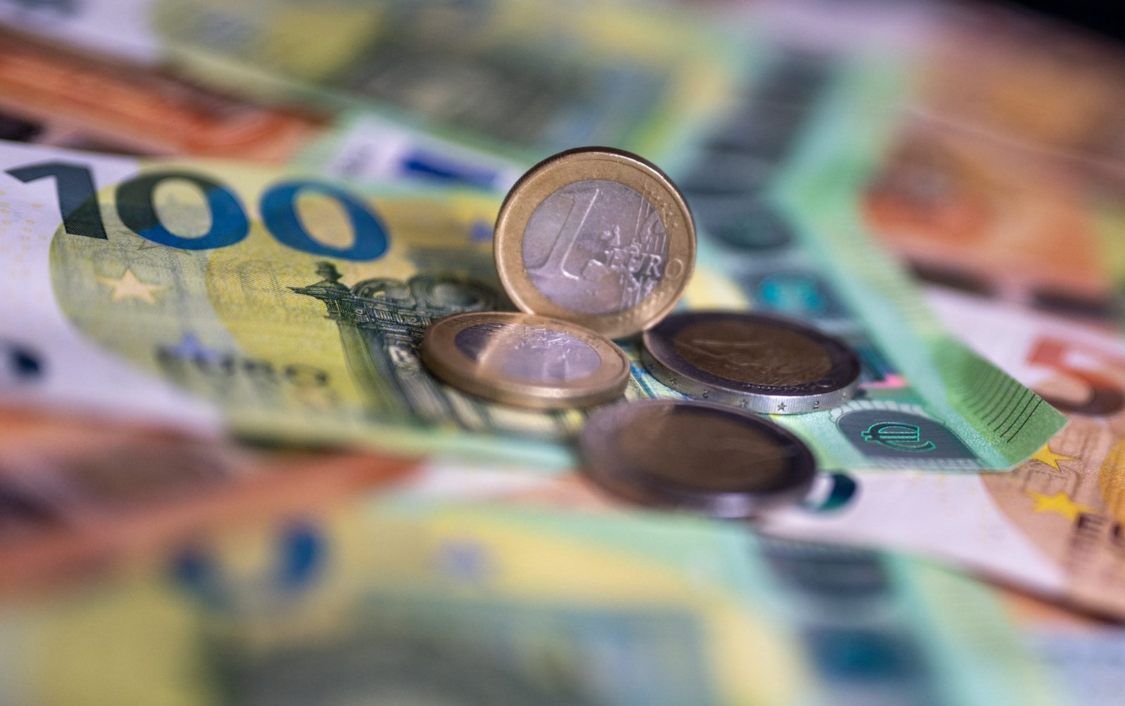 EU Member States Seek Financial Buffer in 2026 Budget