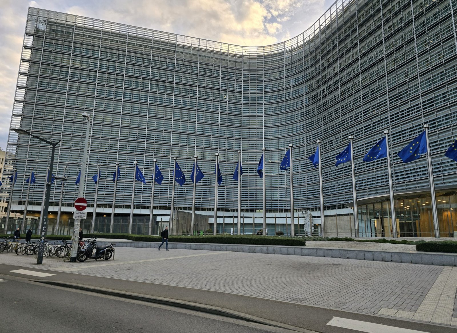 European Commission Reports on Bulgaria’s Measures for Rule of Law