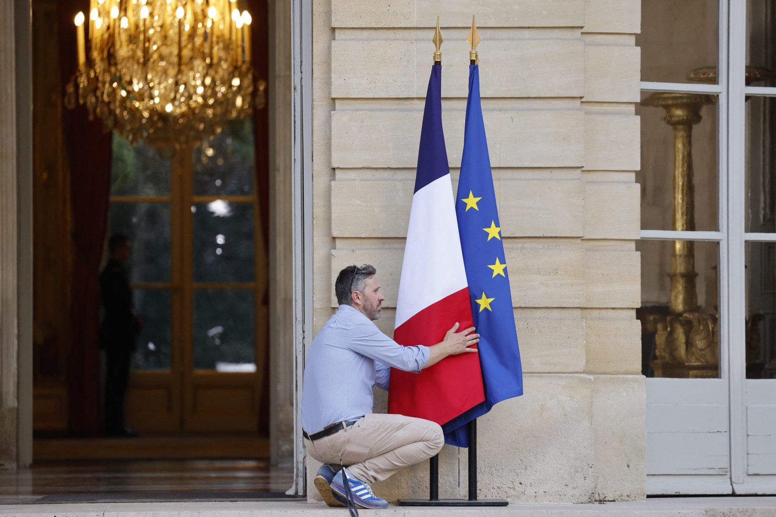 France: Assembly Approves Budget for European Union