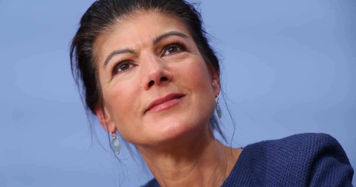Germany’s Hard-Left Icon Resigns as Leader of Populist Party She Founded