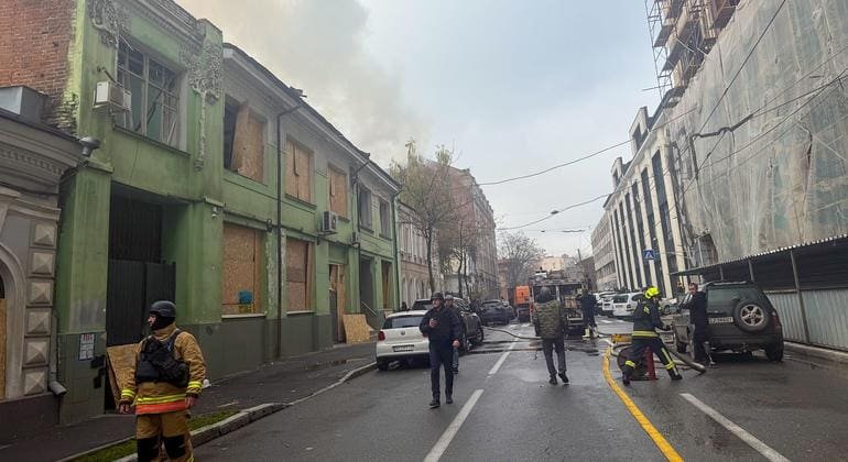 Global News Summary: Ukraine War Update, Latest on Philippines Typhoon, Demographic Changes in Europe and Central Asia