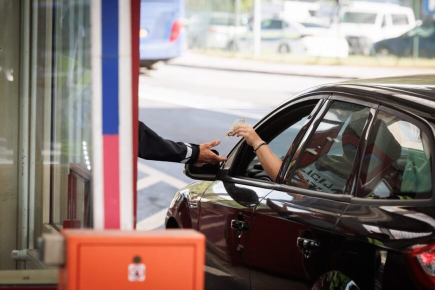 Slovenia Reduces Issuance of Multiple Entry Visas for Russians