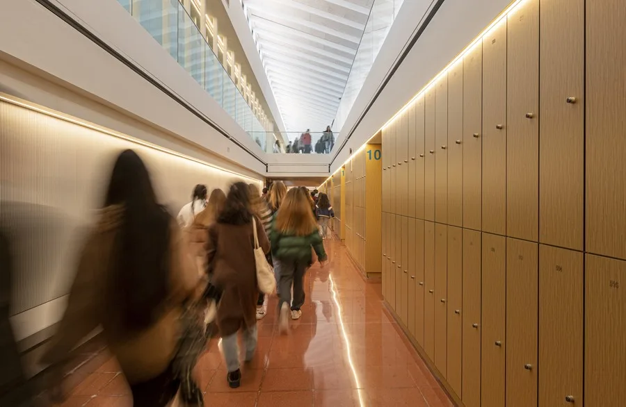 Spain ranks among EU countries with the lowest percentage of female university students in science and engineering.