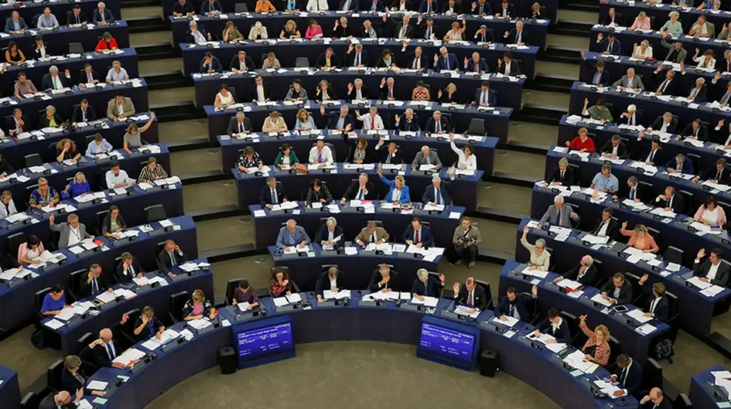 The Role of Brussels in EU Politics