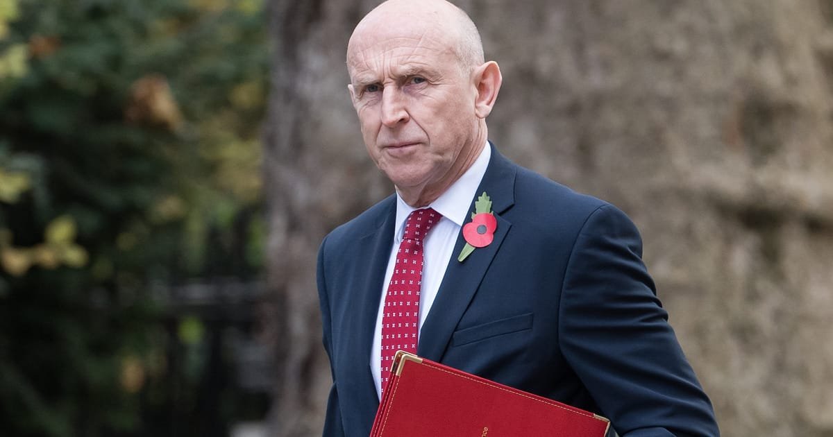 UK Minister Says Trump Could Bring Putin to the Table