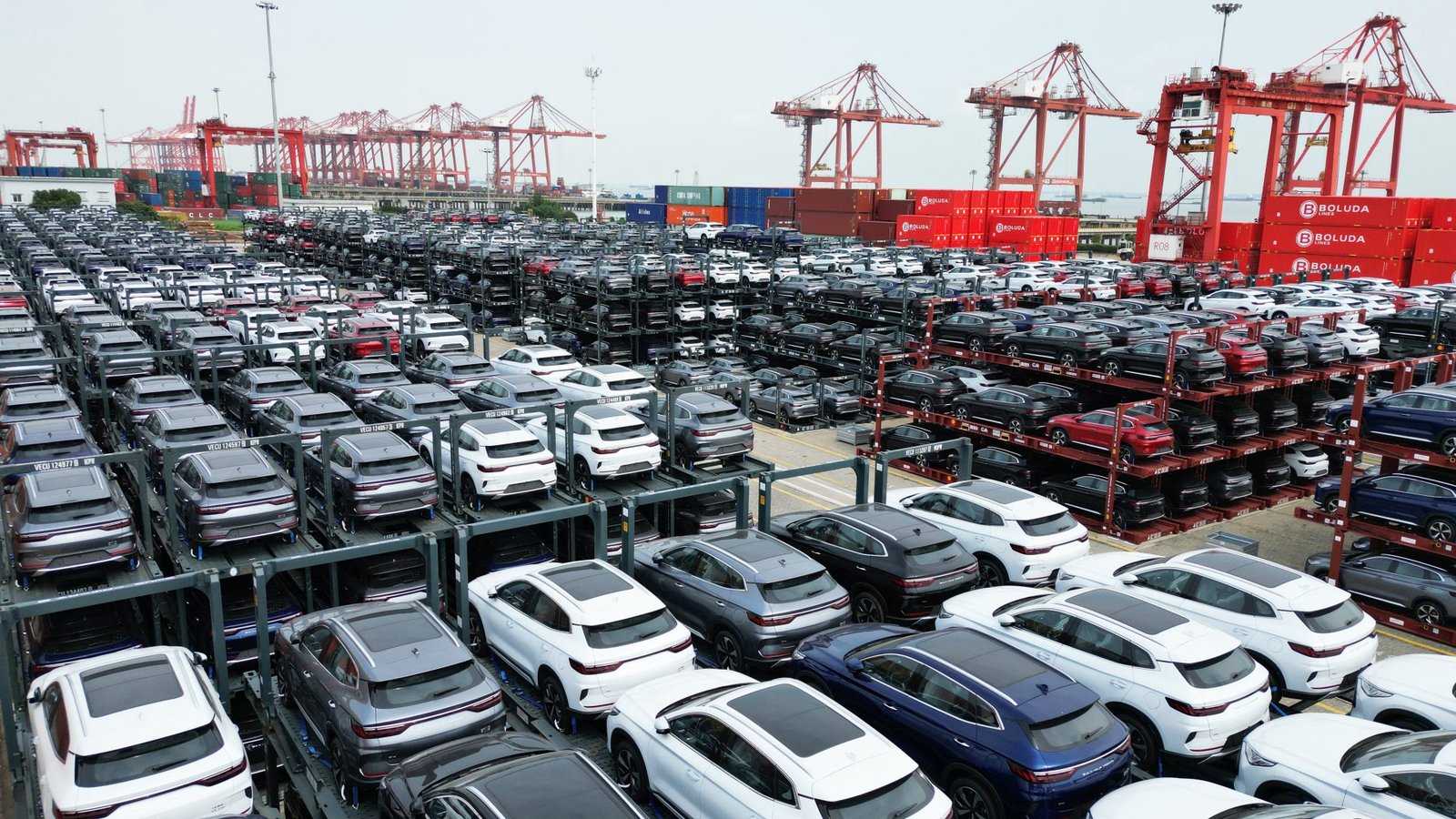 EU Alters Strategy, Drops 2035 Ban on Combustion Engines