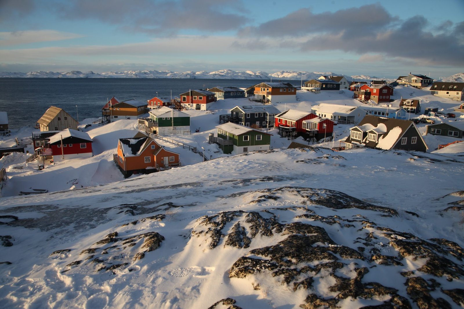 EU leader vows support for Greenland amid increased US interest