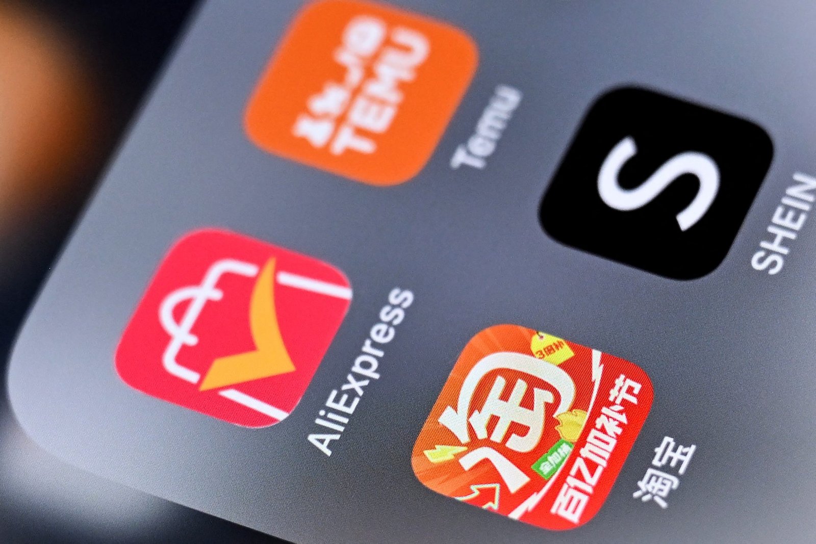 From July 2026, small Chinese parcels entering the EU will incur a 3 euro tax.