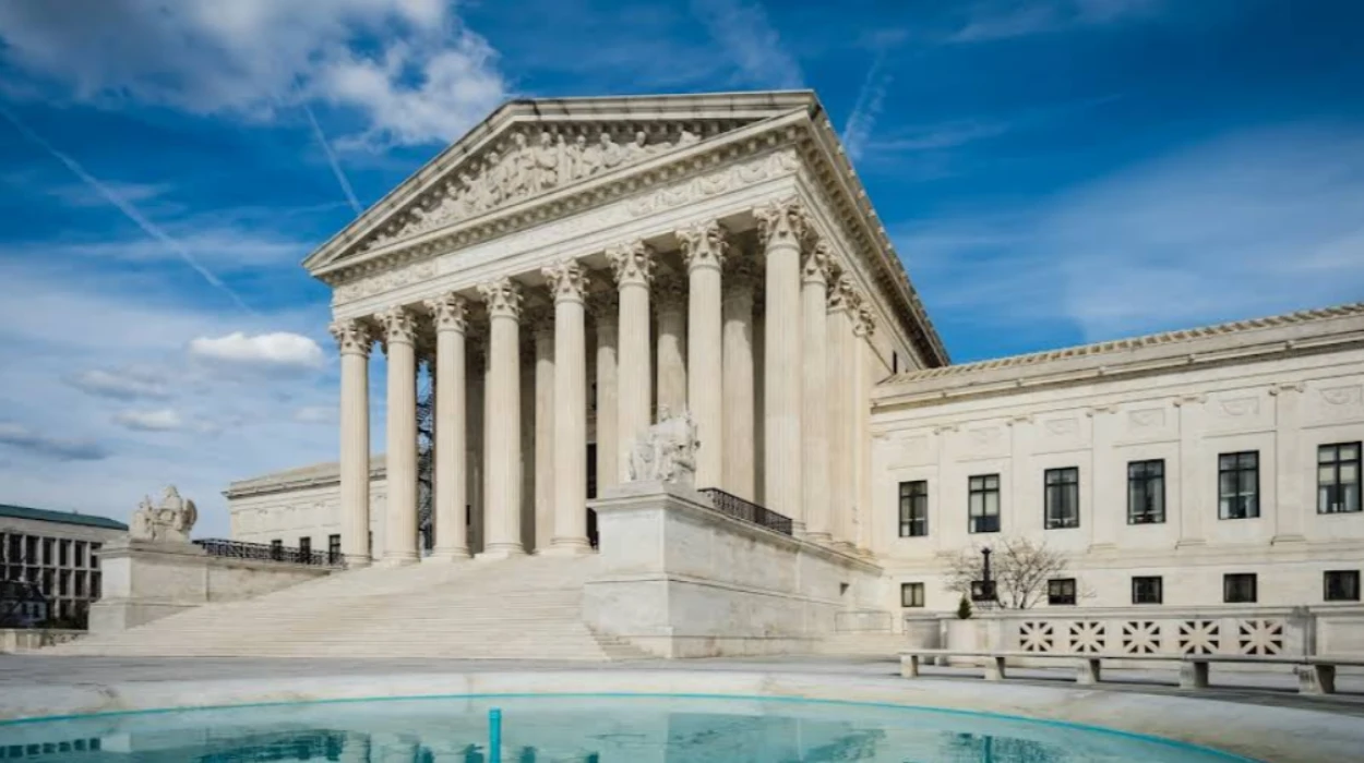 Imperial SCOTUS and Its Self-Absorbed Vision