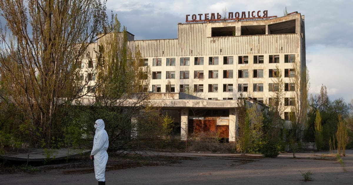 UN Warns Chernobyl Radiation Shield Fails After Russian Drone Strikes