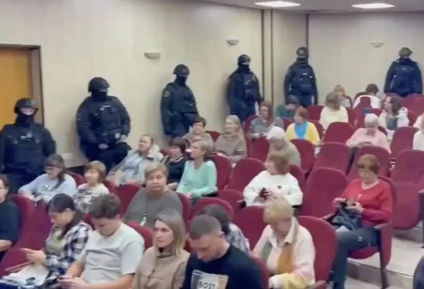70 Arrested as "Radical Sect" Gathers in St. Petersburg to Pray for Zelensky