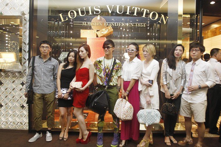 Burberry Holiday Sale Spurs Gen Z Boom in China 2026