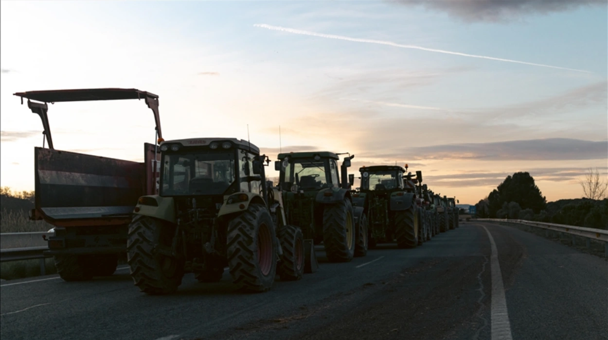 European Farmers Stage United Protests Against EU-Mercosur Trade Agreement Vote