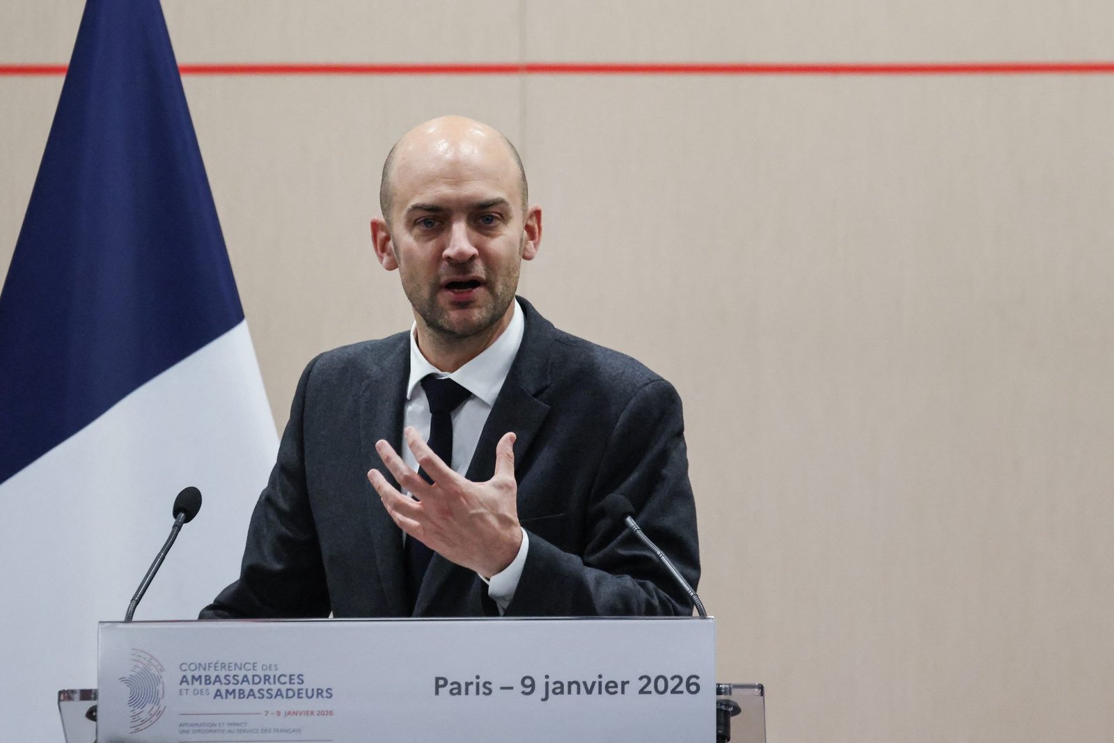French Foreign Minister Warns That the European Political Organization "Is in Danger"