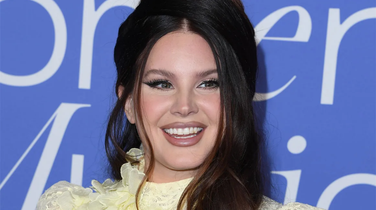 Lana Del Rey: Does She Support Israel or Stand with Palestine?