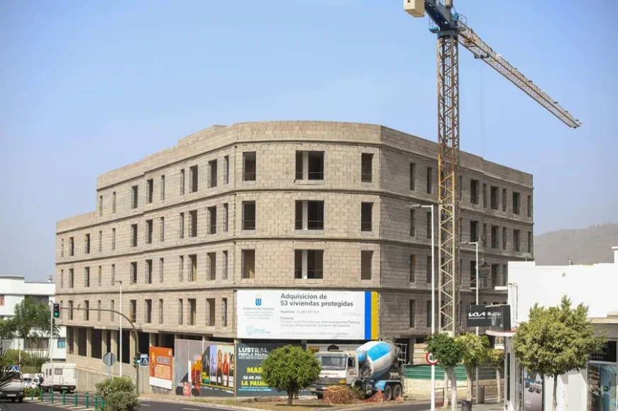 Spain proposes EU limit on non-residential home purchases in the Canary Islands