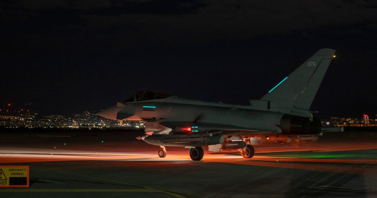 UK, France Strike IS Weapons Bunker in Syria