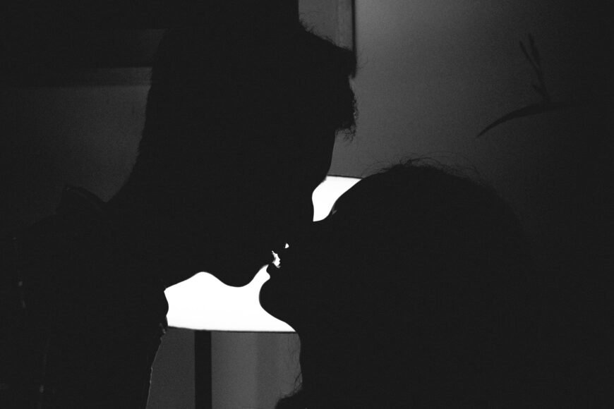 Kissing is an "evolutionary mystery"