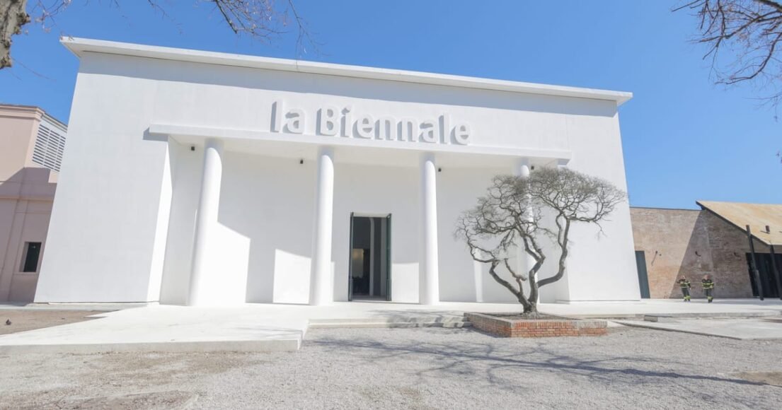 MEPs Urge Brussels to Take Action on Russia’s Return to the Venice Biennale