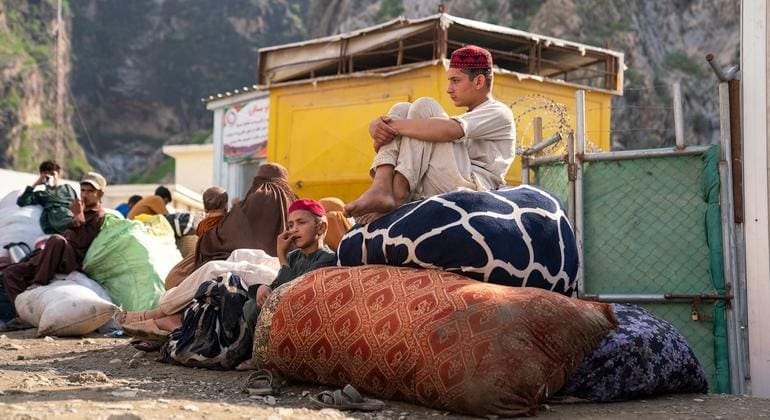 Rising Concerns for Ordinary Afghans Amid Ongoing Clashes with Pakistan