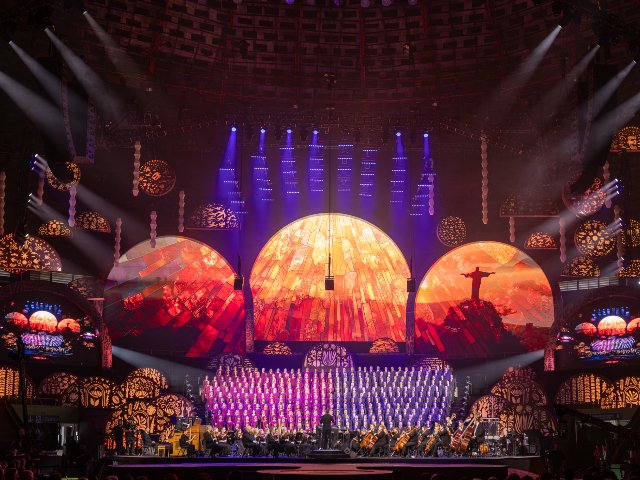 Tabernacle Choir Directs Hearts to Jesus Christ in São Paulo