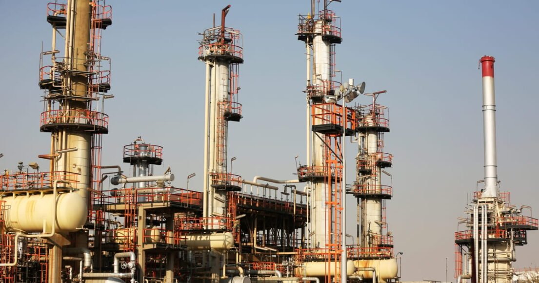 Trump Issues Ultimatum to Iran Regarding Strait of Hormuz